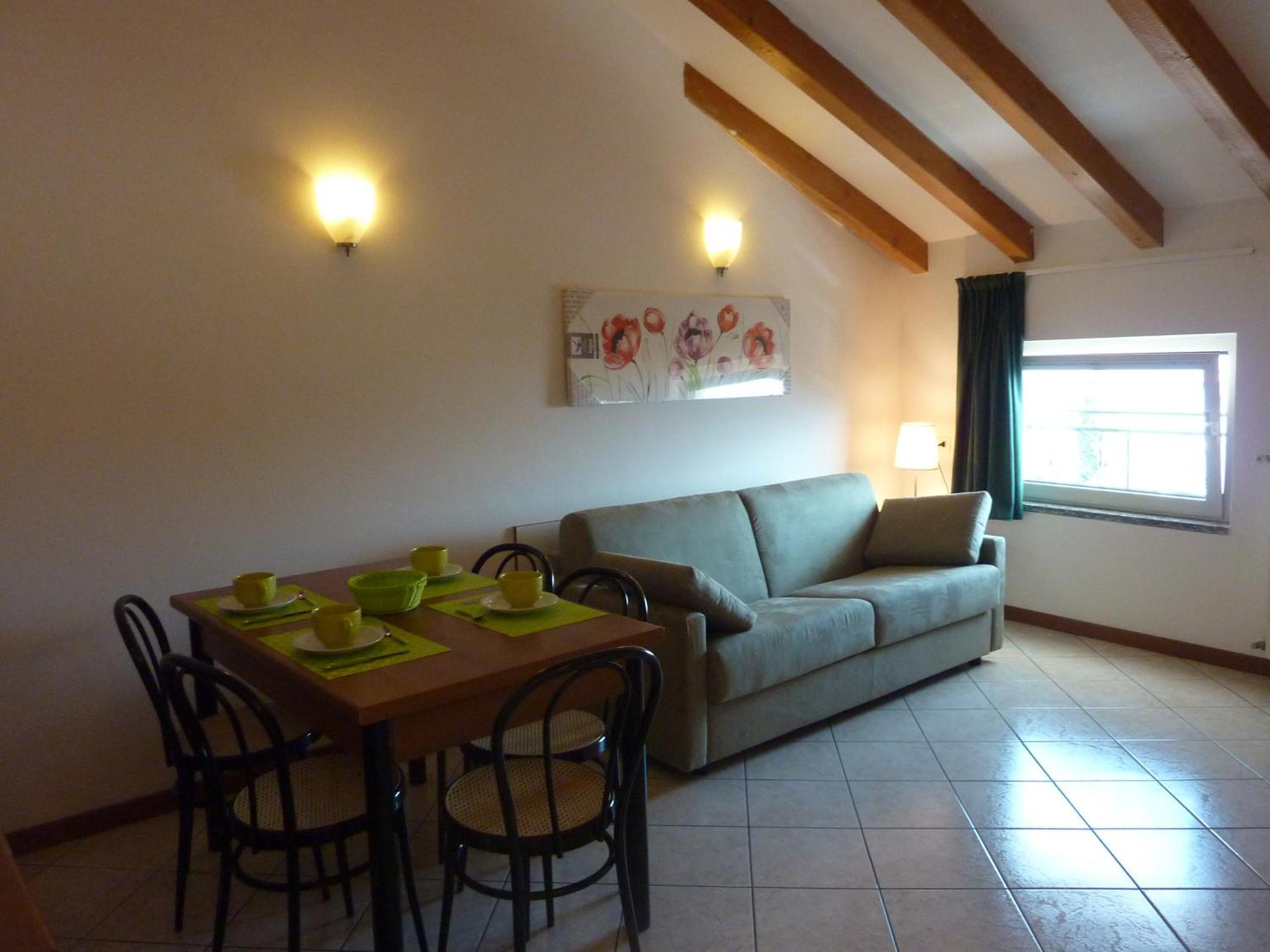 Residence Riva Del Lario Gravedona Buitenkant foto