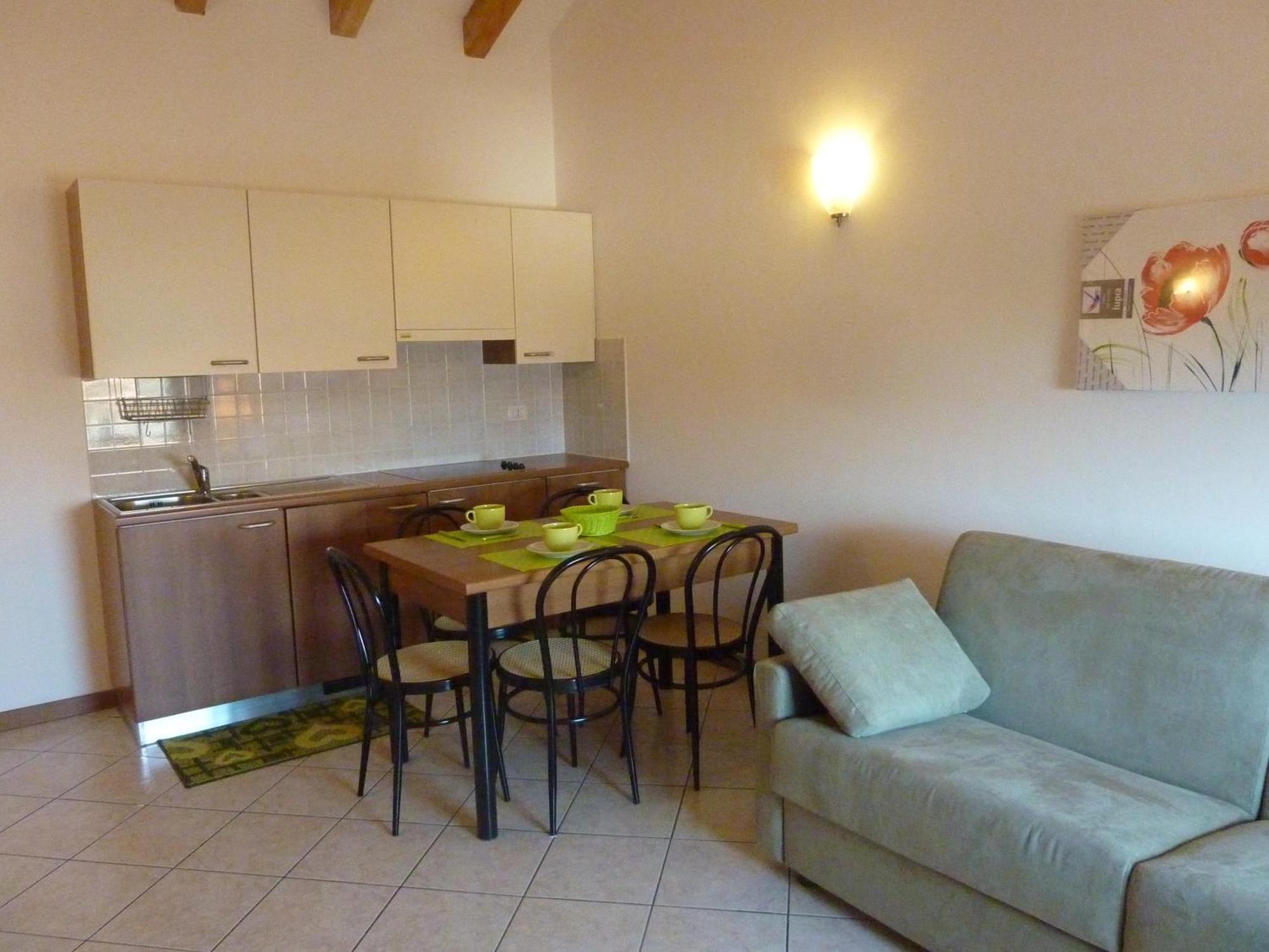 Residence Riva Del Lario Gravedona Buitenkant foto