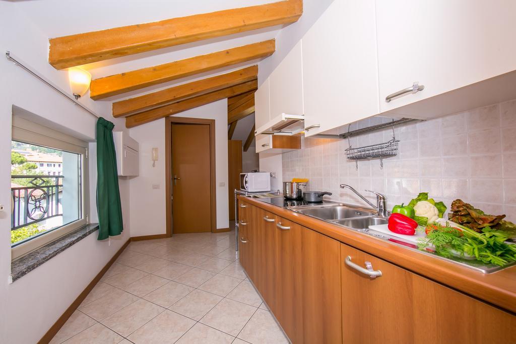 Residence Riva Del Lario Gravedona Buitenkant foto